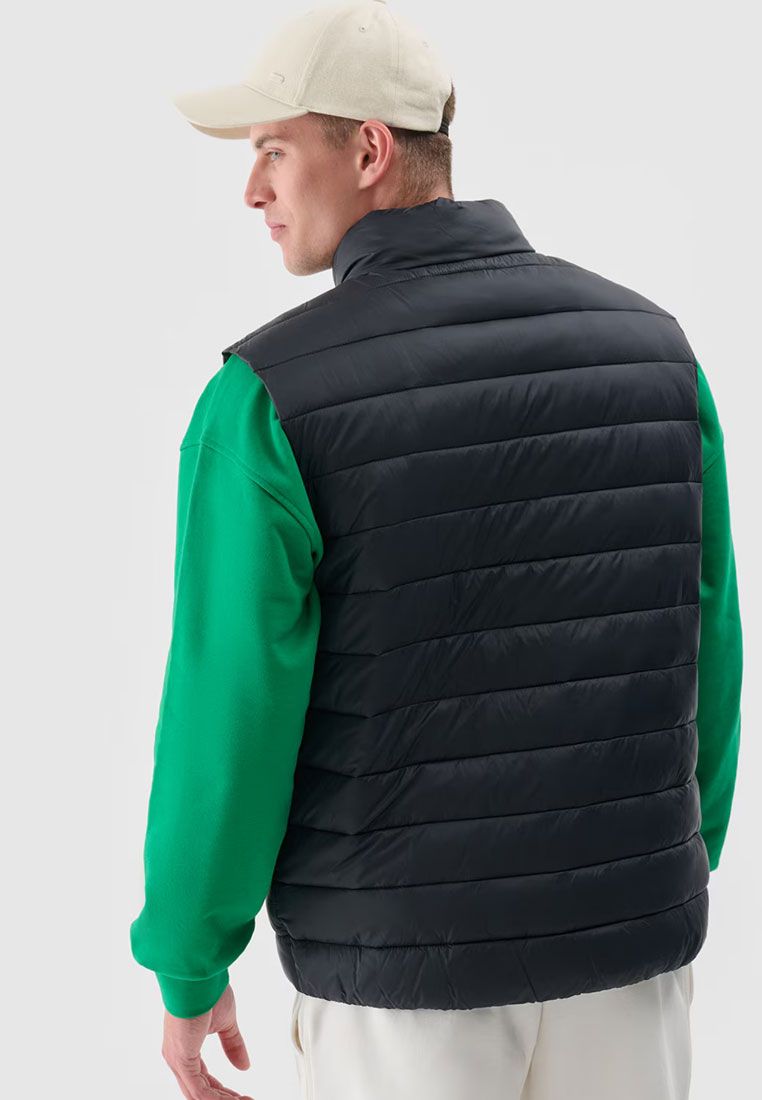 4F Herren mit synthetischer Daunenfüllung TVIAM145