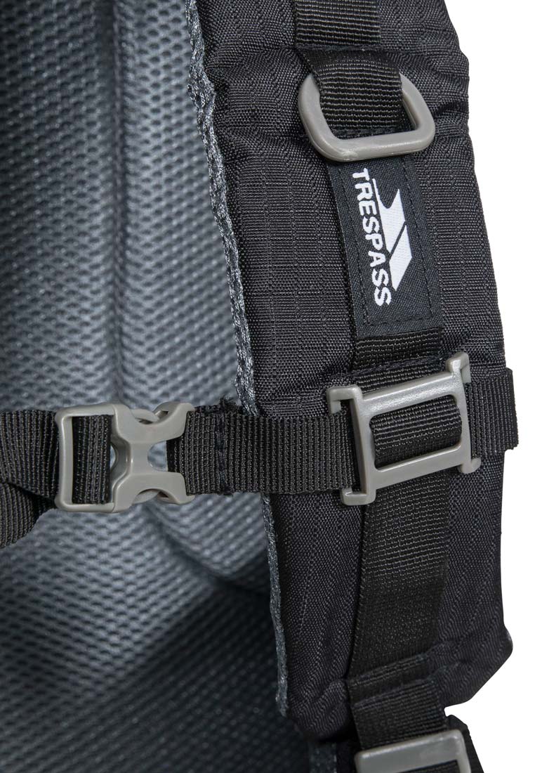 Trespass Wander - und Trekkingrucksack Trek 33 schwarz