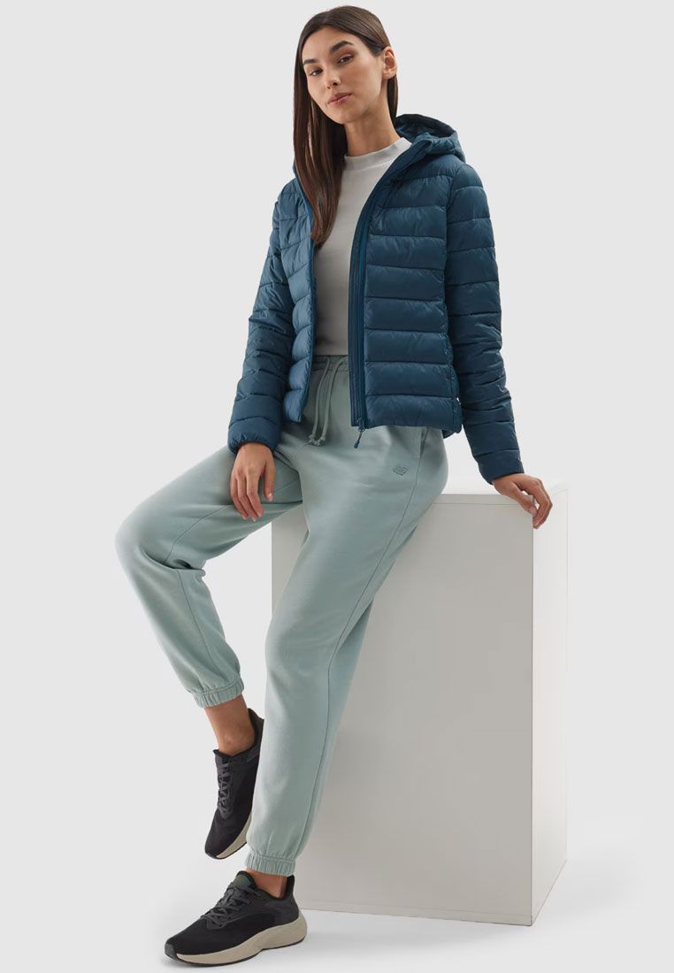 4F Damen Steppjacke mit synthetischer Daunenfüllung TDIAM484